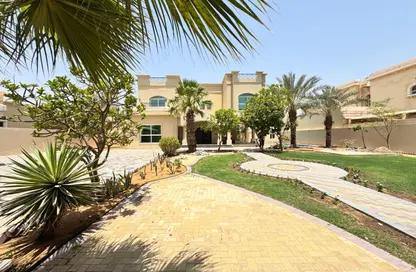 Villa - 5 Bedrooms - 5 Bathrooms for rent in Al Warqa'a 4 - Al Warqa'a - Dubai