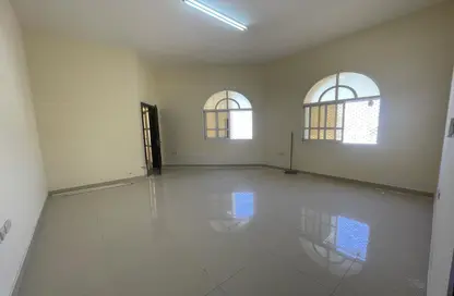 Empty Room image for: Apartment - 1 Bedroom - 1 Bathroom for rent in Shakhbout City - Abu Dhabi, Image 1