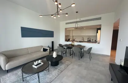 شقة - 2 غرف نوم - 3 حمامات للبيع في ذا لينك - إيست فييليدج - الجادة - الشارقة