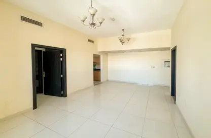 شقة - غرفة نوم - 1 حمام للايجار في مساكن النخبة رقم 2 - مساكن النخبة الرياضية - مدينة دبي الرياضية - دبي