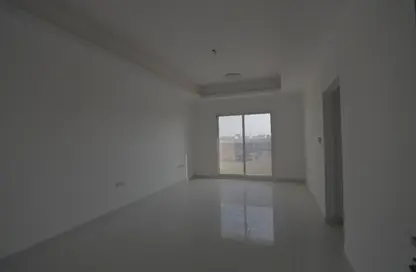 شقة - غرفة نوم - 2 حمامات للايجار في 1 الياسمين - الياسمين - عجمان