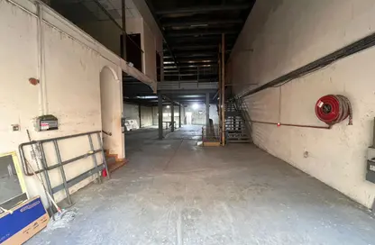 Warehouse - Studio - 1 Bathroom for rent in Industrial Building 13 - Industrial Area 13 - Sharjah Industrial Area - Sharjah