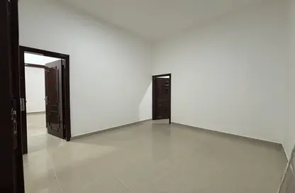 Villa - 2 Bedrooms - 1 Bathroom for rent in Muroor Area - Abu Dhabi