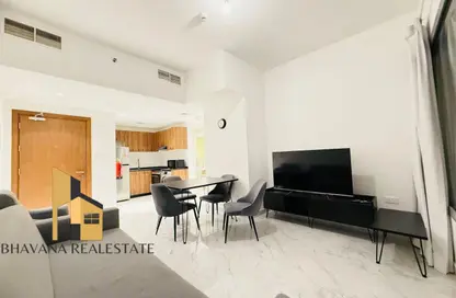Apartment - 1 Bedroom - 2 Bathrooms for rent in Oasis 1 - Oasis Residences - Masdar City - Abu Dhabi