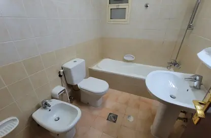 Villa - 5 Bedrooms - 6 Bathrooms for rent in Al Zaab - Abu Dhabi