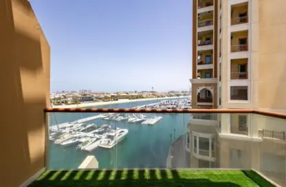 Apartment - Studio - 1 Bathroom for rent in Palm Views East - Palm Views - Palm Jumeirah - Dubai