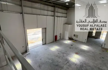 Warehouse - Studio - 1 Bathroom for rent in Umm Al Thuoob - Umm Al Quwain