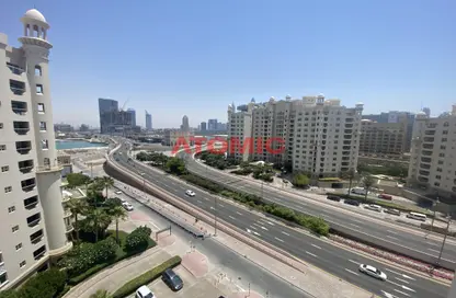 Apartment - 3 Bedrooms - 4 Bathrooms for rent in Al Dabas - Shoreline Apartments - Palm Jumeirah - Dubai