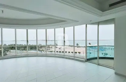 Duplex - 4 Bedrooms - 6 Bathrooms for rent in Bel Ghailam Tower - Corniche Road - Abu Dhabi