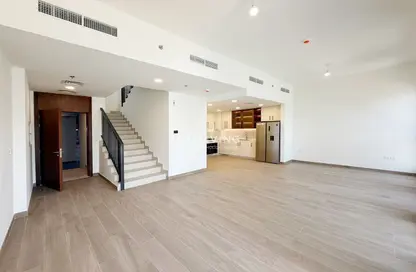 Duplex - 3 Bedrooms - 4 Bathrooms for sale in Holland Gardens - Town Square - Dubai Duplex - 3 Bedrooms - 4 Bathrooms for sale in Holland Gardens - Town Square - Dubai