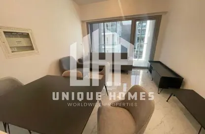 Living Room image for: Apartment - 2 Bedrooms - 3 Bathrooms for sale in Al Raha Lofts - Al Raha Beach - Abu Dhabi, Image 1