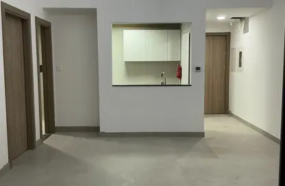 شقة - غرفة نوم - 2 حمامات للايجار في لي هواريزون ريزيدينس - 4 الورسان - الورسان - دبي