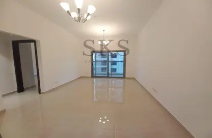 شقة - 2 غرف نوم - 3 حمامات للايجار في برج العبير - قرية الجميرا سركل - دبي