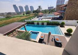 صورةحوض سباحة لـ: فيلا - 7 غرف نوم - 8 حمامات للبيع في فيلات جست كافالي - اكواليجيا - داماك هيلز 2 - دبي, صورة 1