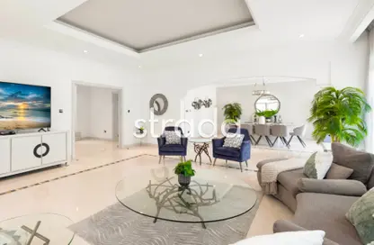 Villa - 4 Bedrooms - 6 Bathrooms for rent in Garden Homes Frond O - Garden Homes - Palm Jumeirah - Dubai