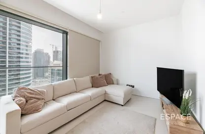 Apartment - 1 Bedroom - 2 Bathrooms for sale in Vida Residences Dubai Marina - Dubai Marina - Dubai