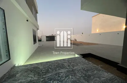 Villa - 6 Bedrooms - 7 Bathrooms for rent in Madinat Al Riyad - Abu Dhabi