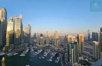 Apartment - 3 Bedrooms - 4 Bathrooms for rent in No.9 - Dubai Marina - Dubai