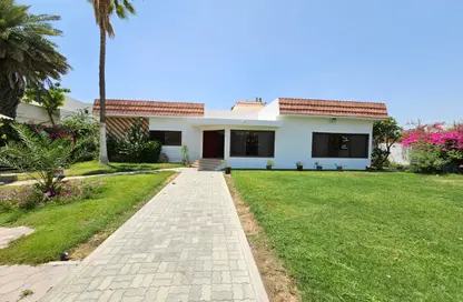 Villa - 3 Bedrooms - 3 Bathrooms for rent in Halwan - Sharjah