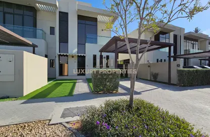 Townhouse - 3 Bedrooms - 4 Bathrooms for sale in Rochester - DAMAC Hills - Dubai