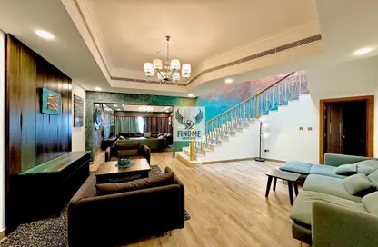 Living Room image for: Villa - 4 Bedrooms - 6 Bathrooms for rent in Al Marasy - Al Bateen - Abu Dhabi, Image 1