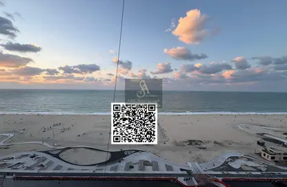 شقة - 3 غرف نوم - 4 حمامات للبيع في مساكن كورنيش عجمان - طريق كورنيش عجمان - عجمان