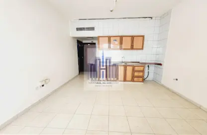 Apartment - Studio - 1 Bathroom for rent in Fire Station Road - Muwaileh - Sharjah
