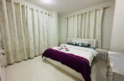 Apartment - 2 Bedrooms - 2 Bathrooms for rent in Ajman Corniche Road - Ajman