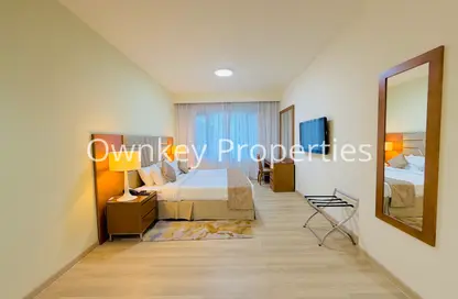 Apartment - 3 Bedrooms - 3 Bathrooms for rent in Golden Sands 10 Hotel Apartments - Mankhool - Bur Dubai - Dubai
