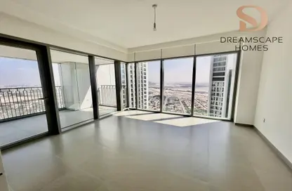 Empty Room image for: Apartment - 2 Bedrooms - 2 Bathrooms for rent in Downtown Views II Tower 1 - Downtown Views II - Downtown Dubai - Dubai, Image 1