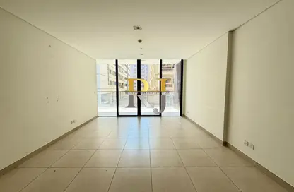 Apartment - 1 Bedroom - 2 Bathrooms for rent in Mankhool - Bur Dubai - Dubai