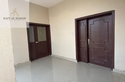 طابق كامل - 4 غرف نوم - 2 حمامات للايجار في برج النعيمية 1 - أبراج النعيمية - النعيمية - عجمان