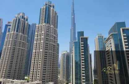 Apartment - 2 Bedrooms - 3 Bathrooms for rent in Vida Residence Downtown - Downtown Dubai - Dubai