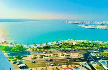 Apartment - 3 Bedrooms - 5 Bathrooms for rent in Al Reef Tower - Corniche Road - Abu Dhabi