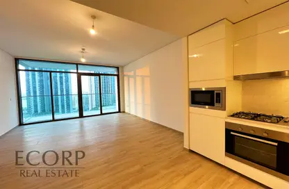 Kitchen image for: Apartment - 1 Bedroom - 1 Bathroom for rent in Palace Residences - Dubai Creek Harbour (The Lagoons) - Dubai, Image 1