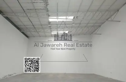 مستودع - استوديو للايجار في أم درع - أم القيوين