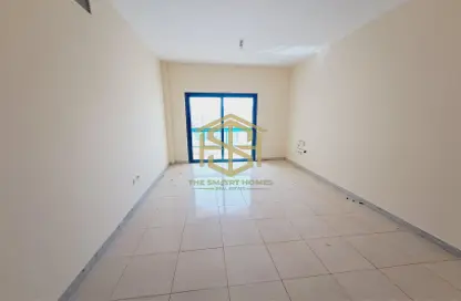 Apartment - 2 Bedrooms - 2 Bathrooms for rent in Bu Tina - Al Sharq - Sharjah