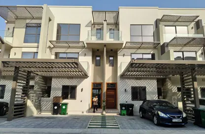 Villa - 4 Bedrooms - 6 Bathrooms for rent in Jumeirah Village Triangle - Dubai