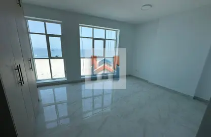 Apartment - 3 Bedrooms - 4 Bathrooms for rent in Ajman Corniche Residences - Ajman Corniche Road - Ajman