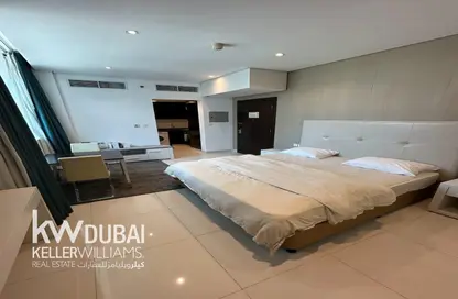 Apartment - Studio - 1 Bathroom for rent in Business Bay - Dubai