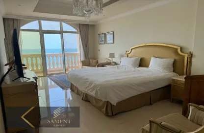 Apartment - 2 Bedrooms - 2 Bathrooms for rent in Kempinski Palm Residence - The Crescent - Palm Jumeirah - Dubai