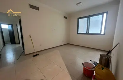 Apartment - 1 Bedroom - 1 Bathroom for rent in Al Nabaa Building - Al Naba'ah - Al Sharq - Sharjah