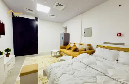 Apartment - Studio - 1 Bathroom for rent in Ajman Corniche Residences - Ajman Corniche Road - Ajman