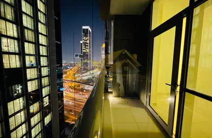 شقة - 2 غرف نوم - 3 حمامات للايجار في برج دوجا - شارع الشيخ زايد - دبي شقة - 2 غرف نوم - 3 حمامات للايجار في برج دوجا - شارع الشيخ زايد - دبي