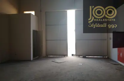 Warehouse - Studio - 1 Bathroom for rent in Umm Dir - Umm Al Quwain Warehouse - Studio - 1 Bathroom for rent in Umm Dir - Umm Al Quwain