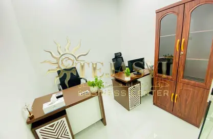Office Space - Studio - 1 Bathroom for rent in Red Avenue - Al Garhoud - Dubai