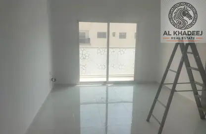 شقة - غرفة نوم - 2 حمامات للايجار في بناية ابناء صقر - 1 الحميدية - الحميدية - عجمان