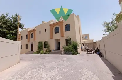 فيلا - 4 غرف نوم - 5 حمامات للايجار في مركز محمد بن زايد - مدينة محمد بن زايد - أبوظبي