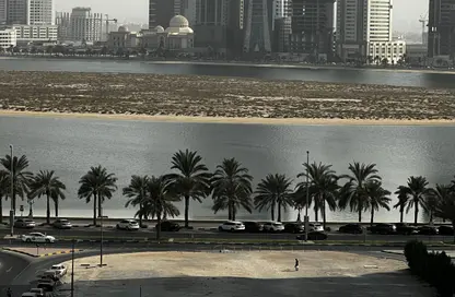 شقة - 2 غرف نوم - 2 حمامات للايجار في برج الخان - الخان لاجون - الخان - الشارقة