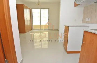 Apartment - Studio - 1 Bathroom for rent in Lakeside Tower A - Lakeside Residence - Dubai Production City (IMPZ) - Dubai